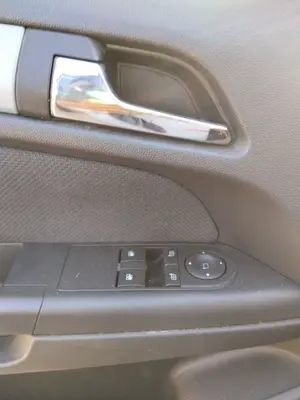 Foto de MANDO ELEVALUNAS DELANTERO IZQUIERDO OPEL ASTRA H BERLINA