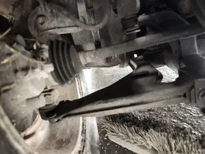 Foto de BRAZO SUSPENSION DELANTERO DERECHO OPEL ZAFIRA A 2.0 DTI (101 CV / 74 KW)