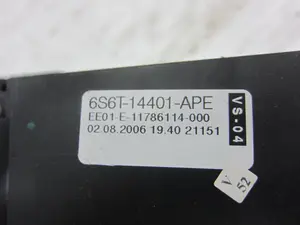 Foto de CAJA RELES / FUSIBLES FORD FIESTA (CBK) 1.3 CAT (69 CV / 51 KW) referencia 6S6T14401 foto 3
