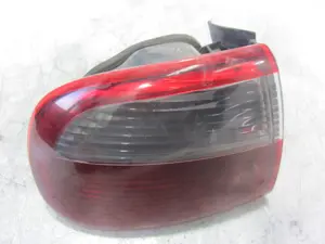 Foto de PILOTO TRASERO DERECHO SEAT TOLEDO (1M2) referencia 1M5945095B foto 8
