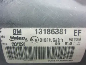 Foto de FARO IZQUIERDO OPEL CORSA D 1.3 16V CDTI (75 CV / 55 KW) referencia 13186381 foto 3