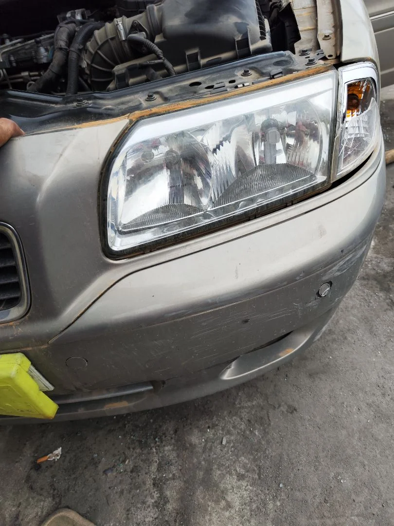 Foto de FARO IZQUIERDO VOLVO S80 BERLINA 2.4 Diesel (131 CV / 96 KW)