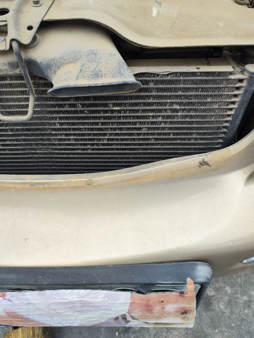 Foto de CONDENSADOR / RADIADOR AIRE ACONDICIONADO JAGUAR X-TYPE 2.1 V6 24V CAT (156 CV / 115 KW)