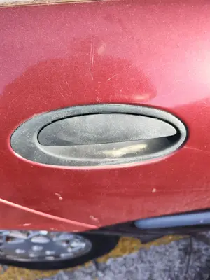 Foto de MANETA EXTERIOR TRASERA DERECHA RENAULT LAGUNA (B56) 2.0  (113 CV / 83 KW)