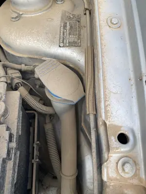 Foto de DEPOSITO LIMPIA VOLKSWAGEN POLO IV (9N3) 1.4 FSI (86 CV / 63 KW)
