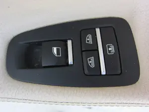 Foto de MANDO ELEVALUNAS TRASERO DERECHO BMW SERIE 5 GRAN TURISMO (F07) 3.0 24V Turbo (306 CV / 225 KW)