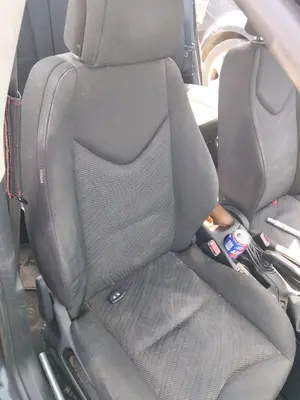 Foto de ASIENTO DELANTERO DERECHO PEUGEOT 308 1.6 16V HDi (90 CV / 66 KW)