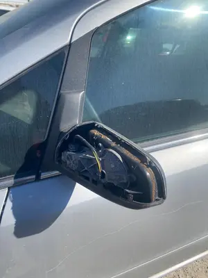 Foto de RETROVISOR IZQUIERDO OPEL ZAFIRA B 1.9 CDTI (120 CV / 88 KW) foto 2