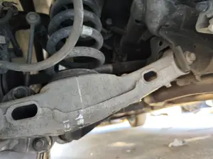 Foto de TRANSMISION TRASERA IZQUIERDA JAGUAR F-PACE 3.0 V6 Diesel CAT (301 CV / 221 KW) referencia HK834K139AA