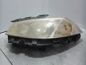 Foto de FARO IZQUIERDO RENAULT MEGANE II COUPE/CABRIO 1.9 dCi Diesel (120 CV / 88 KW) referencia 8200073220J