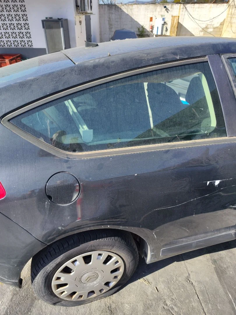 Foto de LUNA CUSTODIA TRASERA DERECHA CITROEN C4 COUPE 1.4 16V (88 CV / 65 KW)