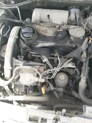 Foto de MOTOR COMPLETO SEAT IBIZA (6L1) 1.9 SDI (64 CV / 47 KW)