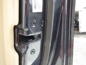 Foto de CERRADURA PUERTA DELANTERA DERECHA JAGUAR XF 2.7 V6 Diesel CAT (207 CV / 152 KW) foto 3