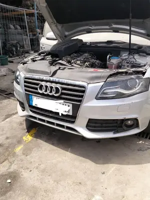 Foto de PARAGOLPES DELANTERO AUDI A4 BERLINA (8K2) 2.0 16V TDI (143 CV / 105 KW)