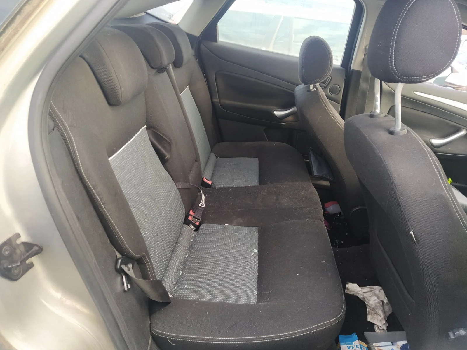 Foto de ASIENTOS TRASERO DERECHO FORD MONDEO BERLINA (CA2) 1.8 TDCi CAT (125 CV / 92 KW) referencia 1675148