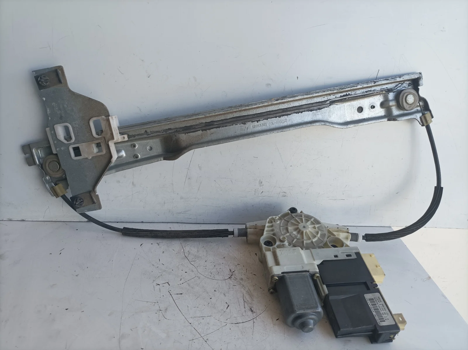 Foto de ELEVALUNAS DELANTERO IZQUIERDO CITROEN C4 BERLINA referencia 997832101