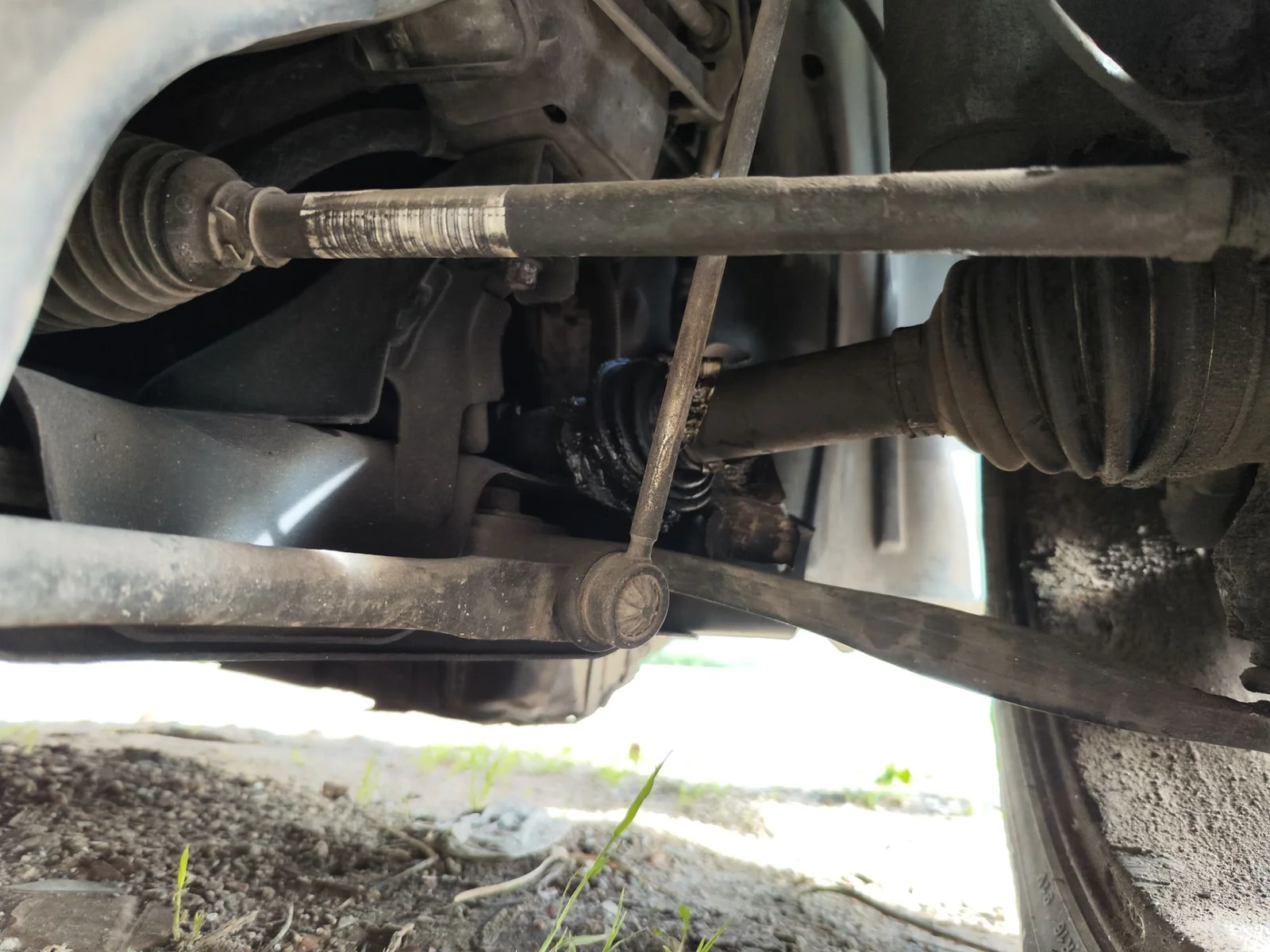 Foto de BRAZO SUSPENSION DELANTERO DERECHO PEUGEOT 307 BREAK/ SW (S2) 2.0 16V HDi FAP CAT (RHR / DW10BTED4) (136 CV / 100 KW)