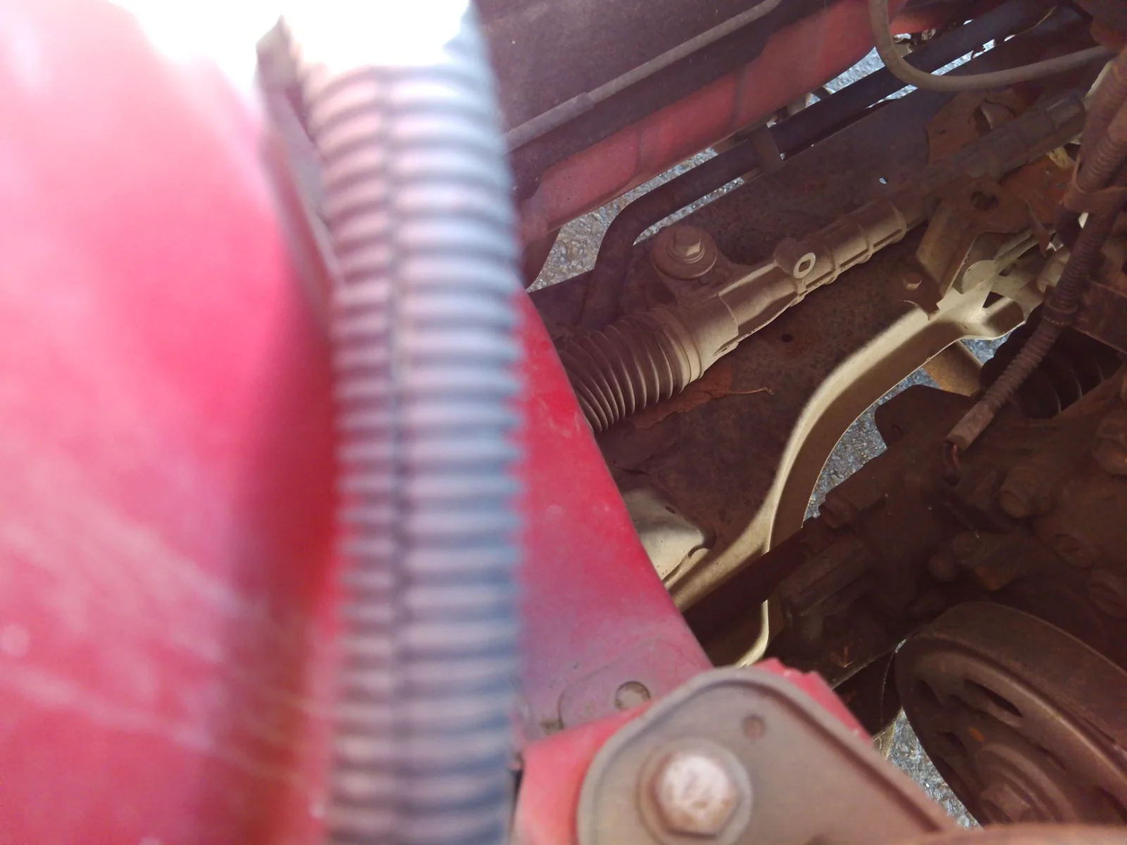Foto de CREMALLERA DIRECCION PEUGEOT 107 1.0 CAT (384F) (68 CV / 50 KW)