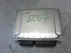 Foto de CENTRALITA MOTOR UCE AUDI ALLROAD QUATTRO QUATTRO (4B5) 2.5 V6 24V TDI (180 CV / 132 KW) referencia 8E0907401J foto 5