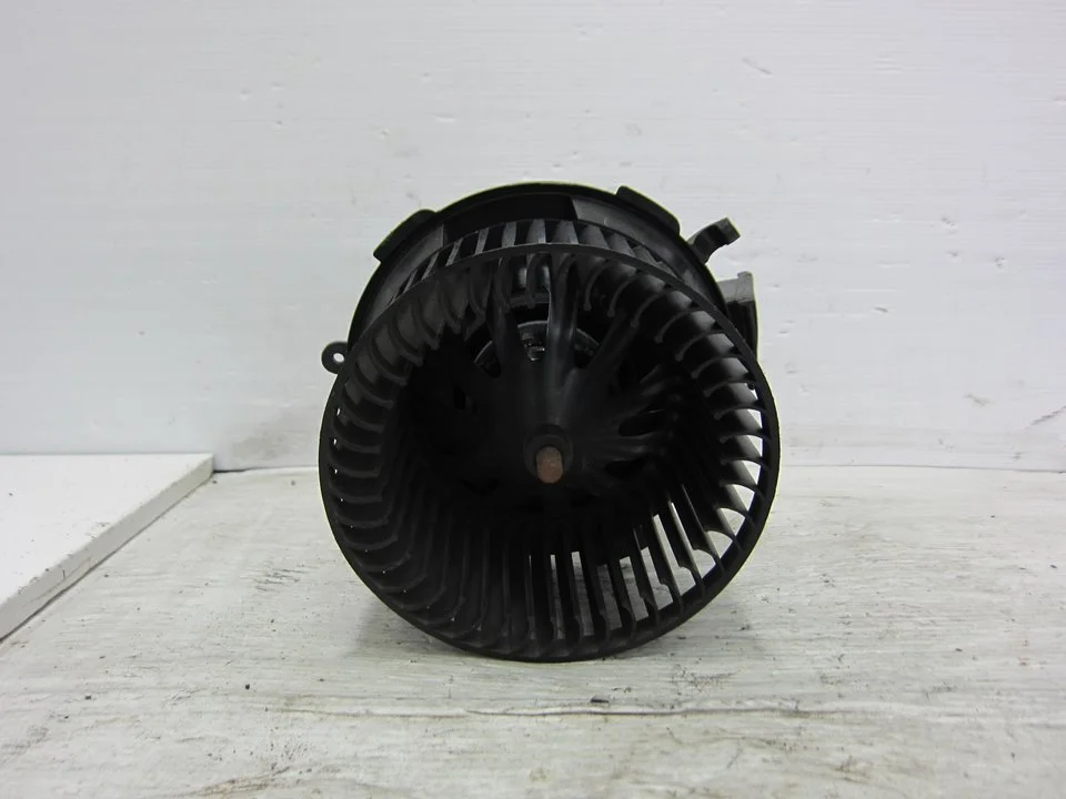 Foto de MOTOR CALEFACCION PEUGEOT 206 + 1.1 (60 CV / 44 KW) referencia 5576705