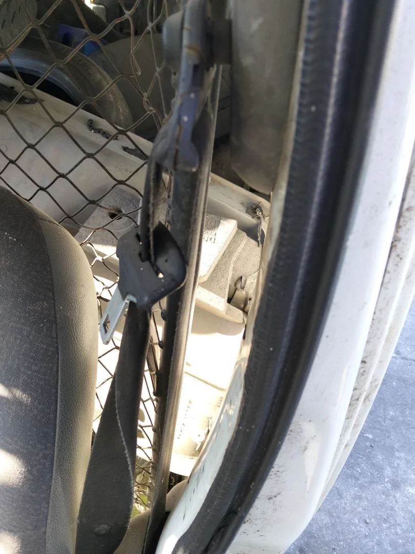 Foto de CINTURON SEGURIDAD DELANTERO IZQUIERDO RENAULT KANGOO I (F/KC0) 1.5 dCi Diesel (82 CV / 60 KW)