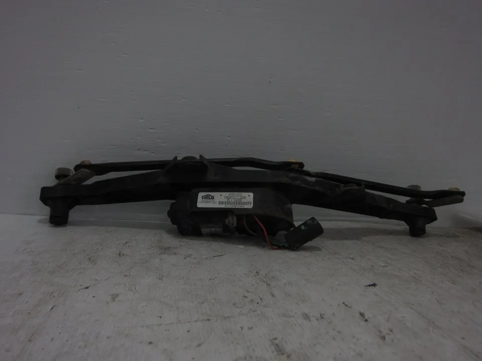 Foto de MOTOR LIMPIA DELANTERO CHRYSLER JEEP GR.CHEROKEE (ZJ)/(Z) 5.2 V8 CAT (211 CV / 155 KW)