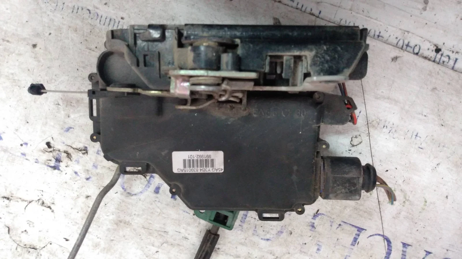 Foto de CERRADURA PUERTA DELANTERA IZQUIERDA SEAT IBIZA (6L1) 1.4 16V (75 CV / 55 KW) referencia 991992101