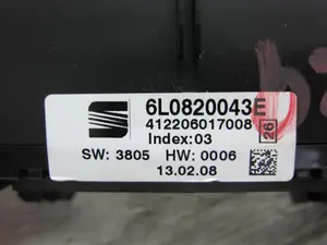 Foto de MANDO CLIMATIZADOR SEAT IBIZA (6L1) 1.4 16V (86 CV / 63 KW) referencia 6L0820043E foto 2