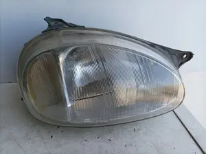 Foto de FARO DERECHO OPEL CORSA B referencia E95027