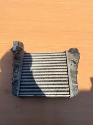 Foto de INTERCOOLER AUDI A4 AVANT (8E) referencia 8E0145805AA foto 3