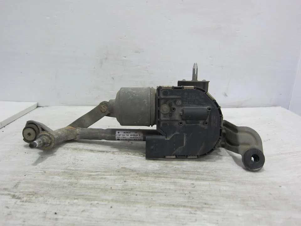 Foto de MOTOR LIMPIA DELANTERO VOLKSWAGEN GOLF PLUS V (5M1) 1.9 TDI (105 CV / 77 KW) referencia 1137328168