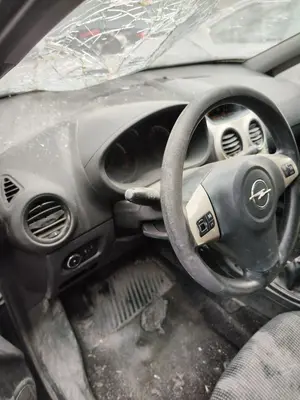 Foto de SALPICADERO OPEL CORSA D 1.3 16V CDTI (75 CV / 55 KW) referencia 13356103 foto 1