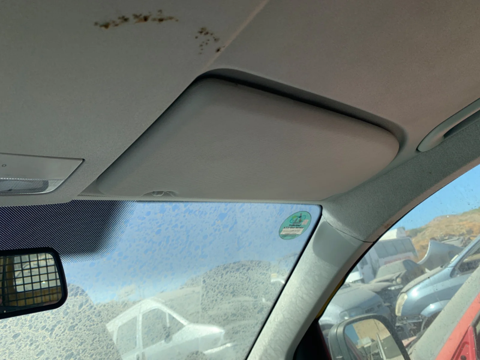 Foto de PARASOL DERECHO VOLKSWAGEN CADDY (2K)(02.2004) 2.0 SDI (69 CV / 51 KW)