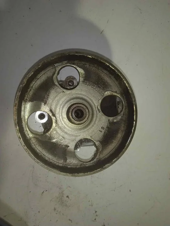 Foto de BOMBA DIRECCION FORD FUSION (CBK) referencia 9637000880