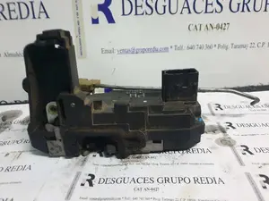Foto de CERRADURA PUERTA TRASERA DERECHA OPEL ZAFIRA B referencia 13210739 foto 1