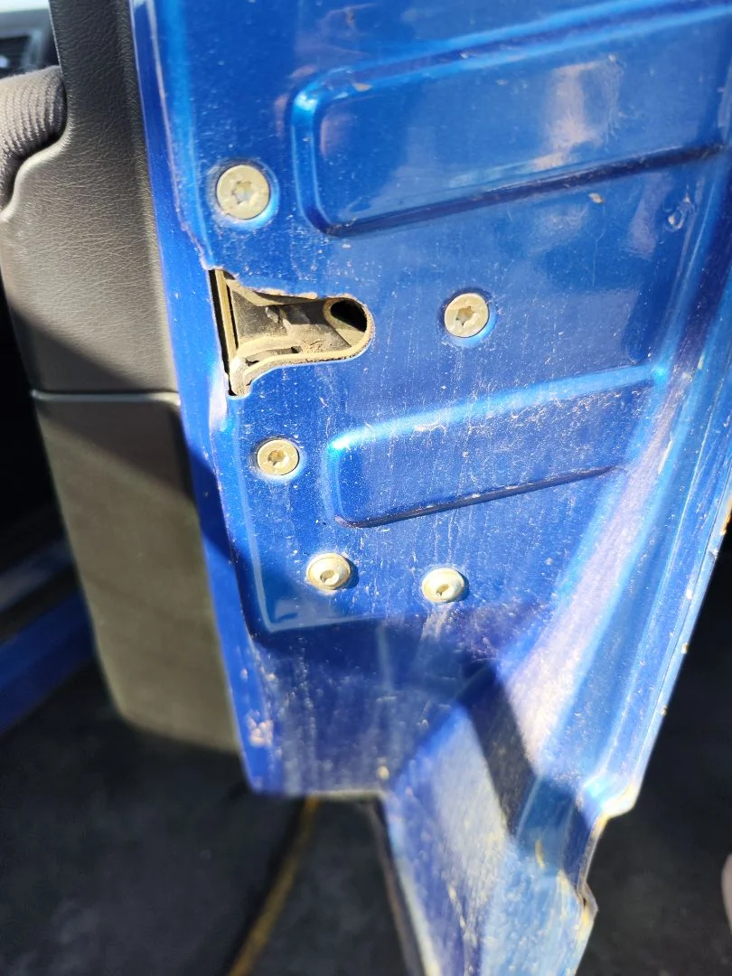 Foto de CERRADURA PUERTA DELANTERA DERECHA PEUGEOT 307 (S1)(04.2001) 1.6 16V CAT (109 CV / 80 KW) referencia 9136L2