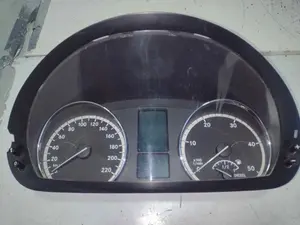 Foto de CUADRO INSTRUMENTOS MERCEDES-BENZ CLASE C (BM 203) SPORTCOUPE 1.8 CAT (143 CV / 105 KW) referencia A6394464121