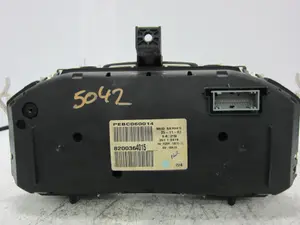 Foto de CUADRO INSTRUMENTOS RENAULT MEGANE II BERLINA 3P 1.5 dCi Diesel (101 CV / 74 KW) referencia 8200364015 foto 2