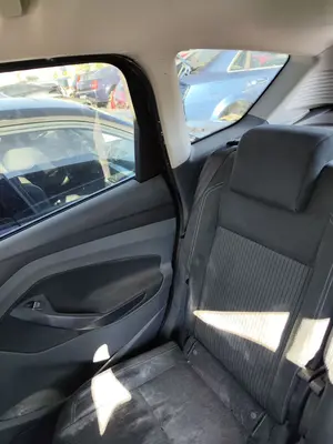 Foto de CINTURON SEGURIDAD TRASERO DERECHO FORD C-MAX (CB7) 1.6 TDCi CAT (116 CV / 85 KW)