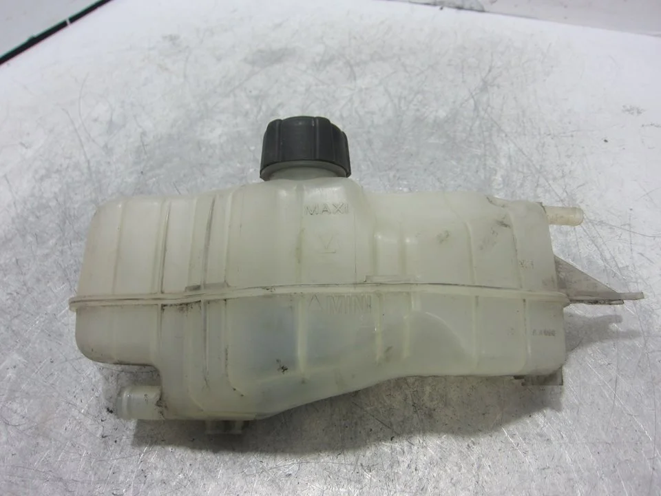 Foto de DEPOSITO EXPANSION NISSAN MICRA (K12E) 1.2 CAT (80 CV / 59 KW) referencia 21711AX600