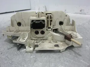Foto de NO IDENTIFICADO AUDI A3 (8L) 1.9 TDI (90 CV / 66 KW) referencia 8L0819045A foto 7