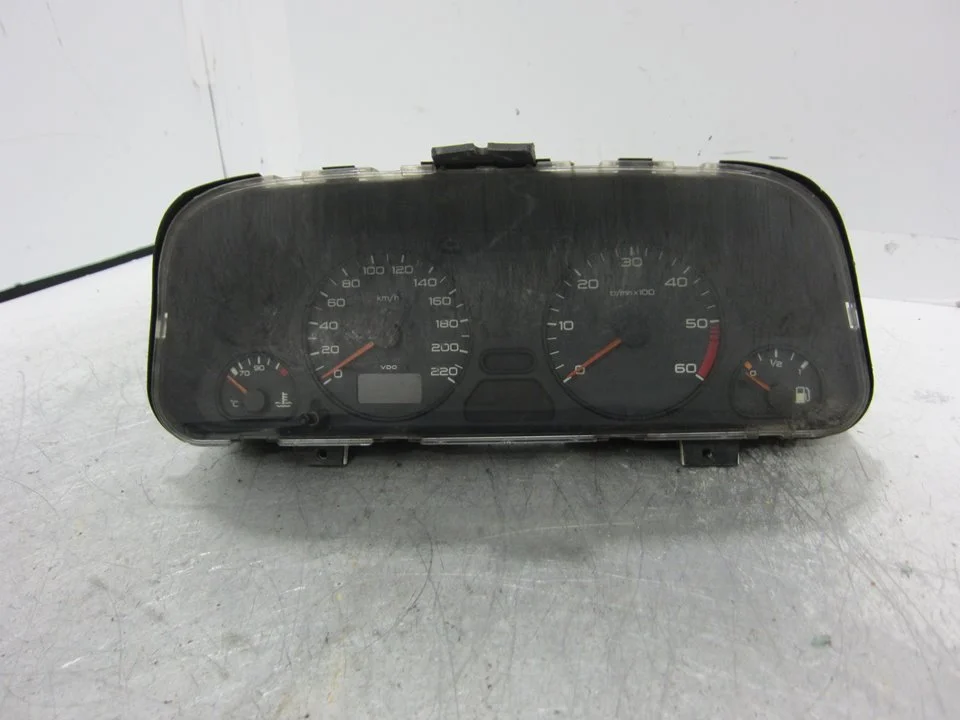 Foto de CUADRO INSTRUMENTOS PEUGEOT 306 3/5 PT. (S1)(01.1993) 1.9 Diesel (68 CV / 50 KW) referencia 896527