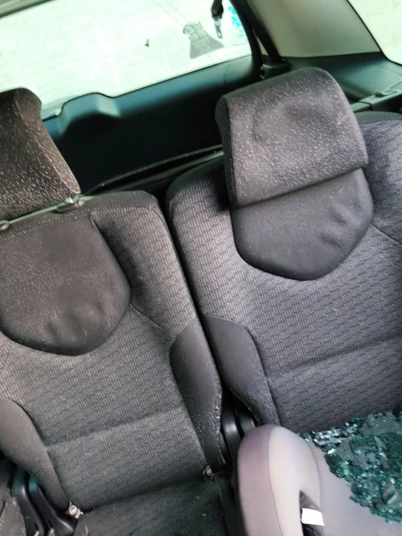 Foto de ASIENTOS TRASERO IZQUIERDO PEUGEOT 308 SW 1.6 HDi FAP CAT (9HZ / DV6TED4) (109 CV / 80 KW)
