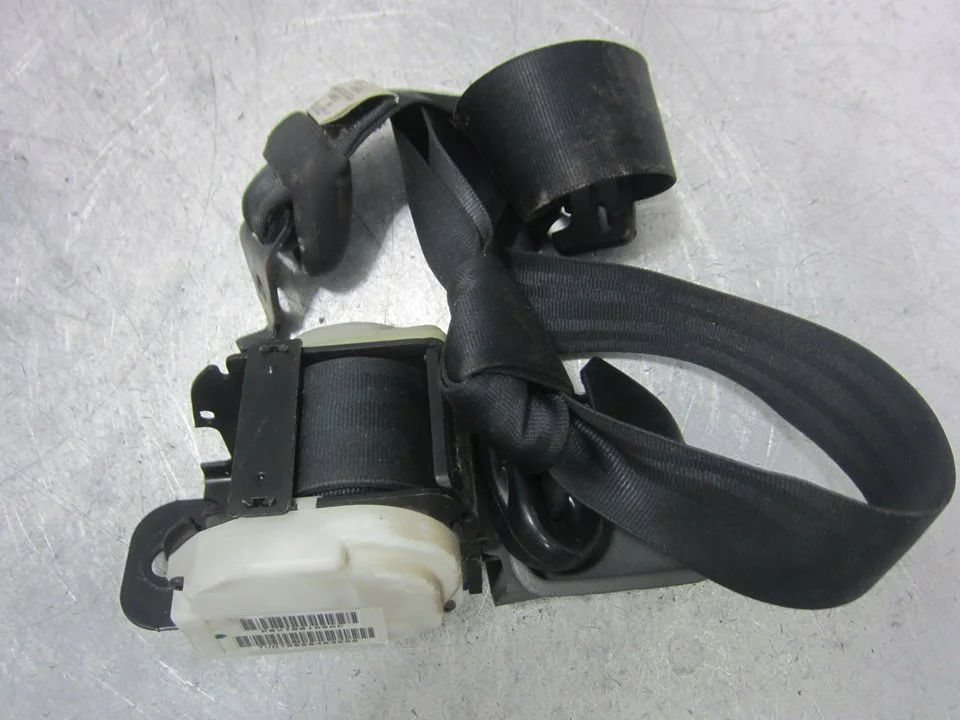 Foto de CINTURON SEGURIDAD DELANTERO DERECHO CHRYSLER VOYAGER (RG) 2.8 CRD CAT (150 CV / 110 KW) referencia P0XT881D5AC