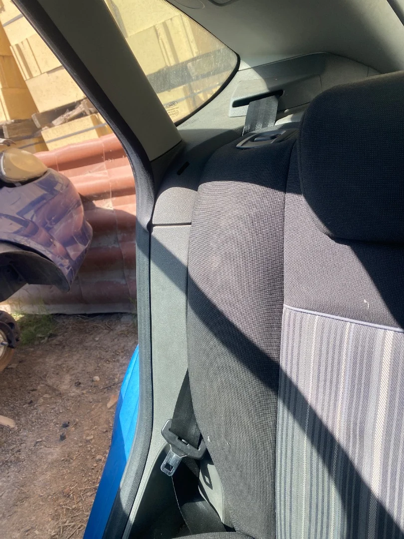 Foto de CINTURON SEGURIDAD TRASERO DERECHO FORD FOCUS BERLINA (CB4) 1.6 TDCi CAT (109 CV / 80 KW)