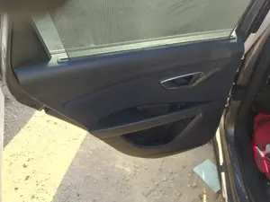 Foto de GUARNECIDO PUERTA TRASERA IZQUIERDA SEAT LEON ST 5F8 1.6 TDI (105 CV / 77 KW) referencia 5F9867211G FKZ