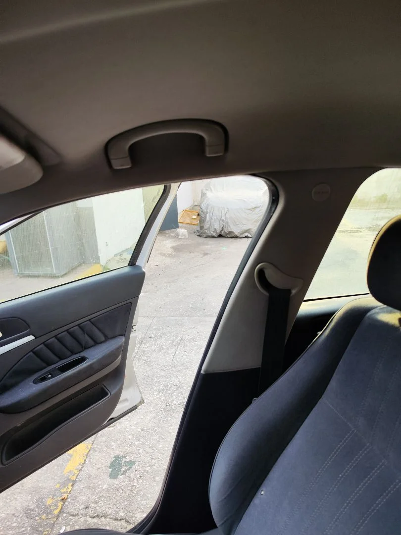 Foto de ASIDERO TECHO DELANTERO DERECHO ALFA ROMEO 159 (140) 1.9 JTD (M) 16V CAT (150 CV / 110 KW) referencia 156061917