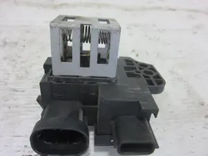 Foto de RESISTENCIA CALEFACCION RENAULT CLIO IV GRANDTOUR 0.9 Energy (90 CV / 66 KW) referencia 255509263R foto 7