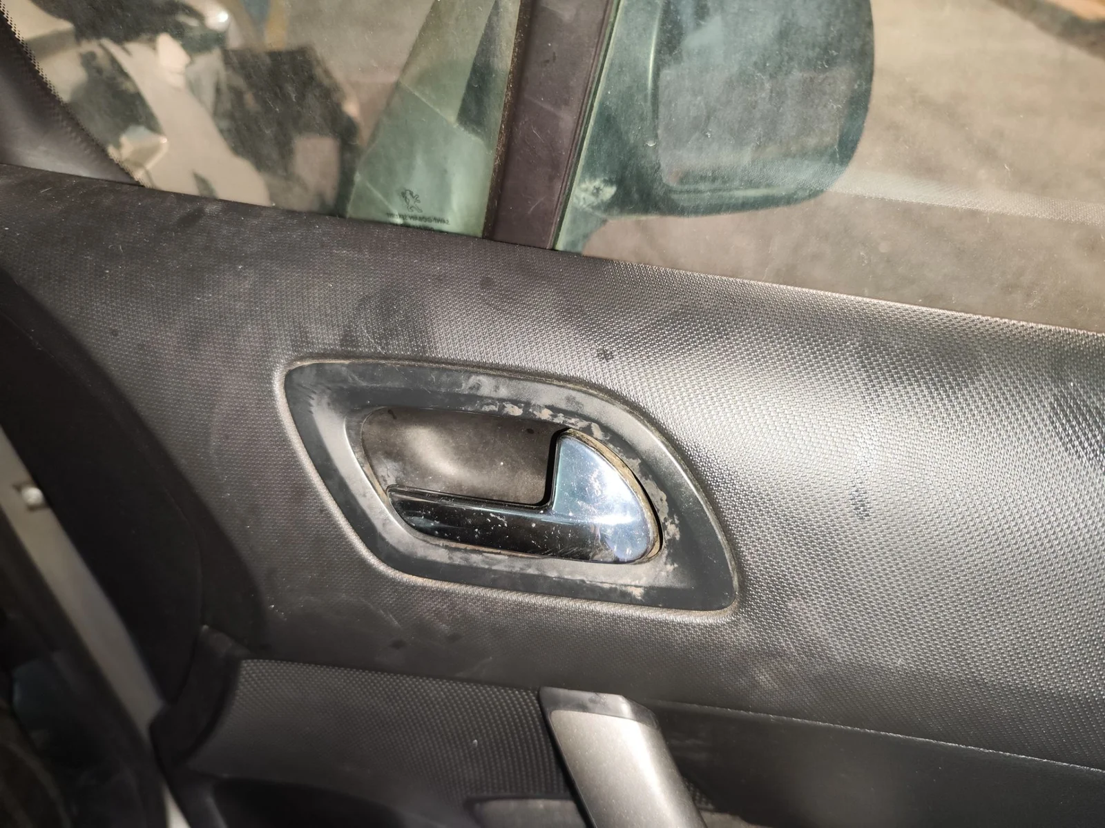 Foto de MANETA INTERIOR DELANTERA DERECHA PEUGEOT 308 SW 1.6 HDi FAP CAT (9HZ / DV6TED4) (109 CV / 80 KW) referencia 9144C8