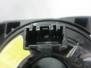 Foto de ANILLO AIRBAG FORD FIESTA (CNN) 1.5 TDCi CAT (75 CV / 55 KW) referencia 8A6T13N064AK foto 2